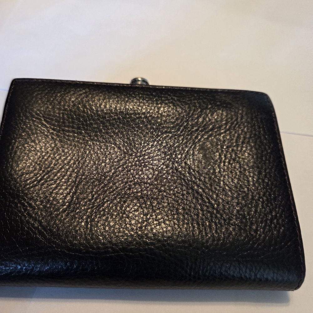 Hobo Wallet - Picture 10 of 16